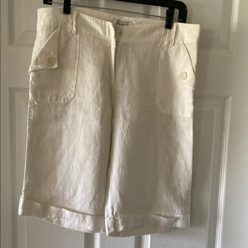 Women's Cream Shorts
